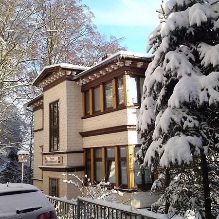 Pension Tannenrausch Фридрихрода Экстерьер фото